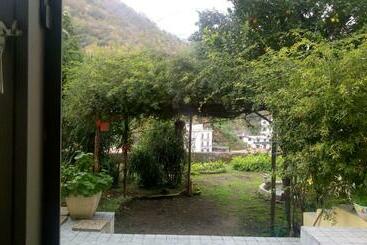 צימר L Antico Giardino