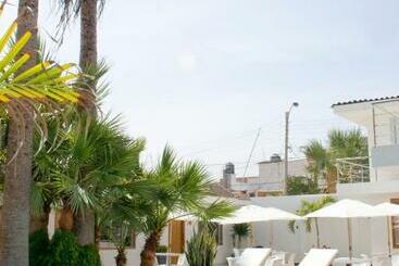 호텔 Caballito De Totora