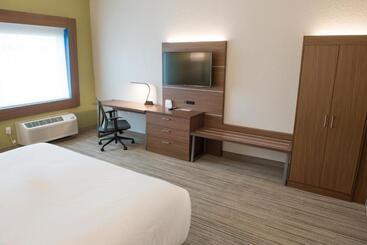 Отель Holiday Inn Express & Suites   Fort Wayne North, An Ihg