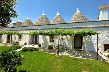 فندق Masseria Trulli E Vigne