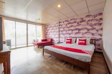 בית מלון כפרי Oyo 1152 Hongpak Mint