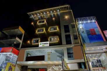 호텔 Treebo Trend Howell Suites