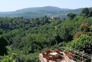 تختخواب و صبحانه Delcorto Suites