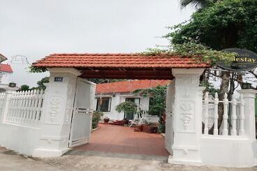 ホテル Nha Xanh Homestay