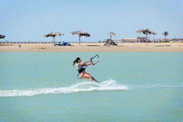 מלון דירות Maldives Holtel