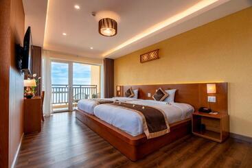 Aroma Beach Resort And Spa