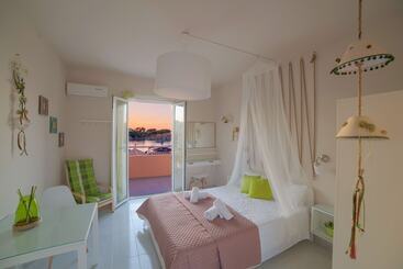 Апартаменты Del Mare Beach