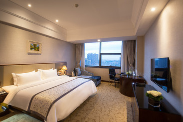 Gloria Plaza Hotel Qingdao
