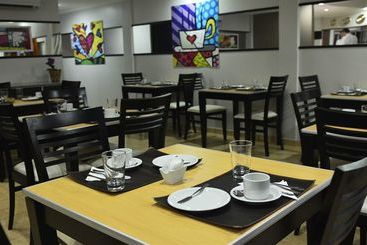 هتل Akwati Suites Iguazú
