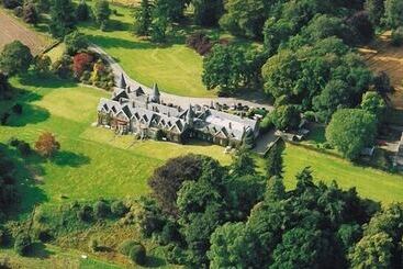 בית מלון כפרי Ballathie Sportsmans Lodge