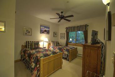 בית מלון כפרי Canyon Creek B201