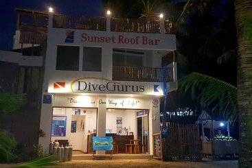 בית מלון כפרי Divegurus Boracay Beach Resort