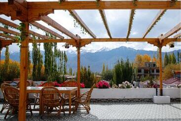 호텔 The Zen Ladakh