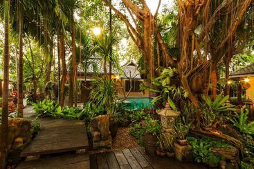 Laan Mai Fai Chang Resort