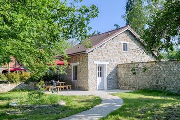 مبيت وإفطار Le Petit Château De Barbizon Au Bois Du Mée