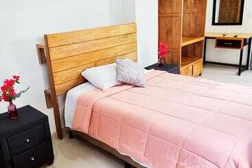 هتل Cocoview Valle De Angeles