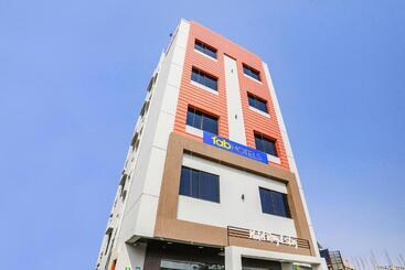 Fabhotel Royal Stay