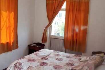 بنسيون Hostal Almagro