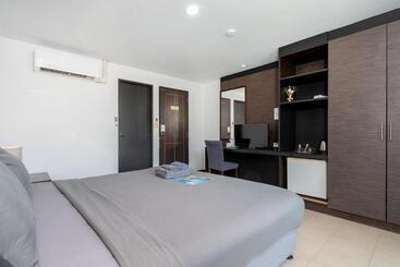 Black Pantera Hostel