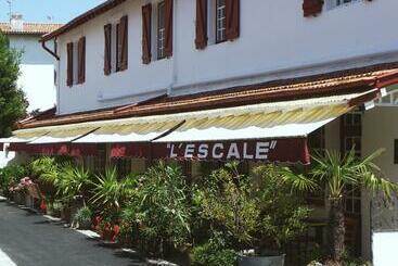 L Escale Surf Hostel   Auberge De Jeunesse