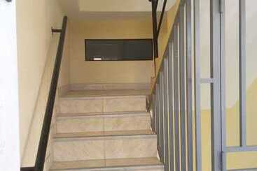 膳宿费 Hospedaje Haziel