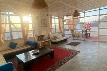 هاستل Anir Of Sea Tamraght