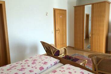 호스텔 Weingut Lehnert Später