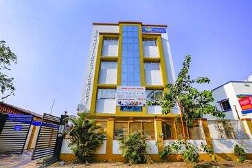 Fabhotel Himalay