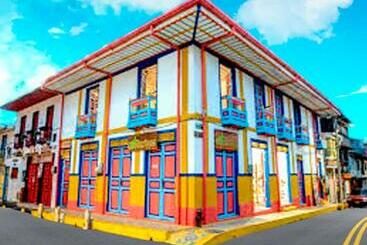 هاستل Mythos Hostal