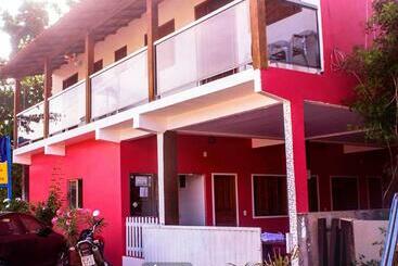 הוסטל Pousada Poetas De Itaúnas