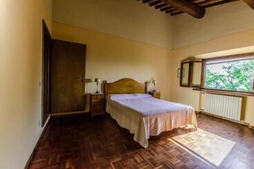 Agriturismo La Castellina