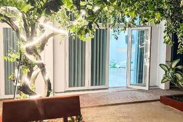 هتل آپارتمان Hy. Guesthouse Phu Quoc
