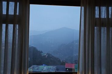 Hotelli Rufina Pinasa Residency