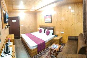 פנסיון Sheesha Cottage