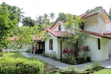 ペンション Villa Kengalle