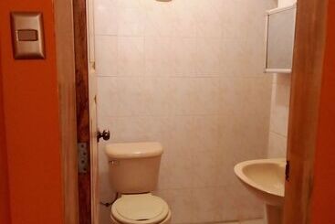 هتل آپارتمان The Little House Apart