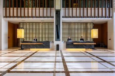 هتل Ramada By Wyndham Zhengzhou East