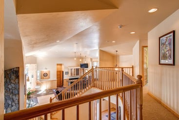 هتل Highlands Ridge Retreat By Pinnacle Lodging