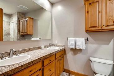 هتل Resortquest Westridge Lodge