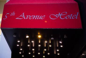 هتل The 5th Avenue