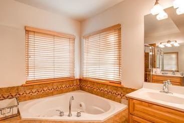 ホテル Timber Heights Lodge