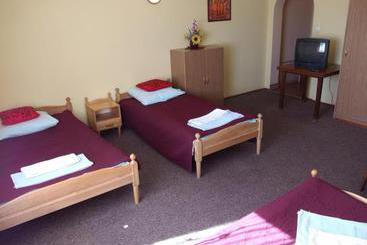 בית מלון כפרי Villa Eden & Restaurant