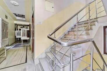 Spot On Hotel Suraj Palace