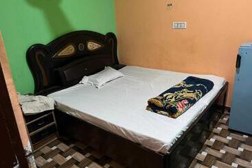 Spot On Rock Hotel & Restaurant Kosli