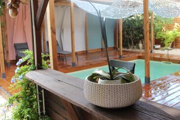 ベッドアンドブレックファースト Les 2 Drôles D Oiseaux