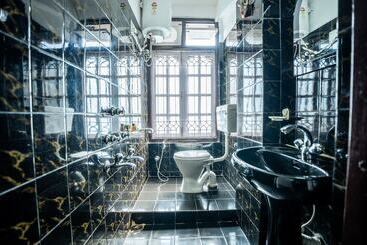 בית מלון כפרי Fennel Red Rose 500 Mts From Mall Road