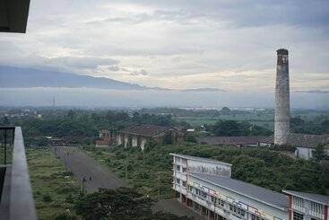 Achiera Hotel And Convention Jatiwangi