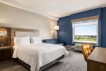 فندق Holiday Inn Express   Strathroy, An Ihg