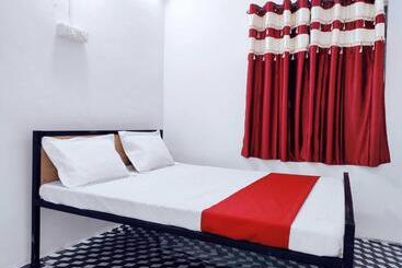 Spot On 80770j Hotel Relax Inn