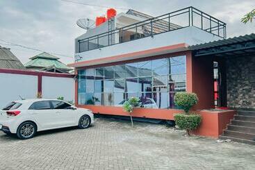 Urbanview Hotel Amarilis Sentul Bogor By Reddoorz